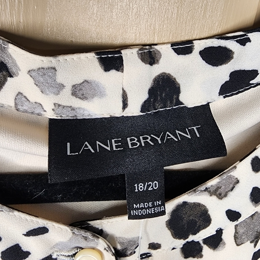 Lane Bryant Black and White Asymmetrical Dress Size 18-20 NWT - Picture 6 of 10